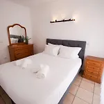 Apartment Casa Do Mike - Cozy 1 Bedroom Steps From The Nazare