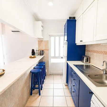 Casa Do Mike - Cozy 1 Bedroom Steps From The Apartmán Nazaré