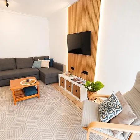 Casa Do Mike - Cozy 1 Bedroom Steps From The Apartmán Nazaré